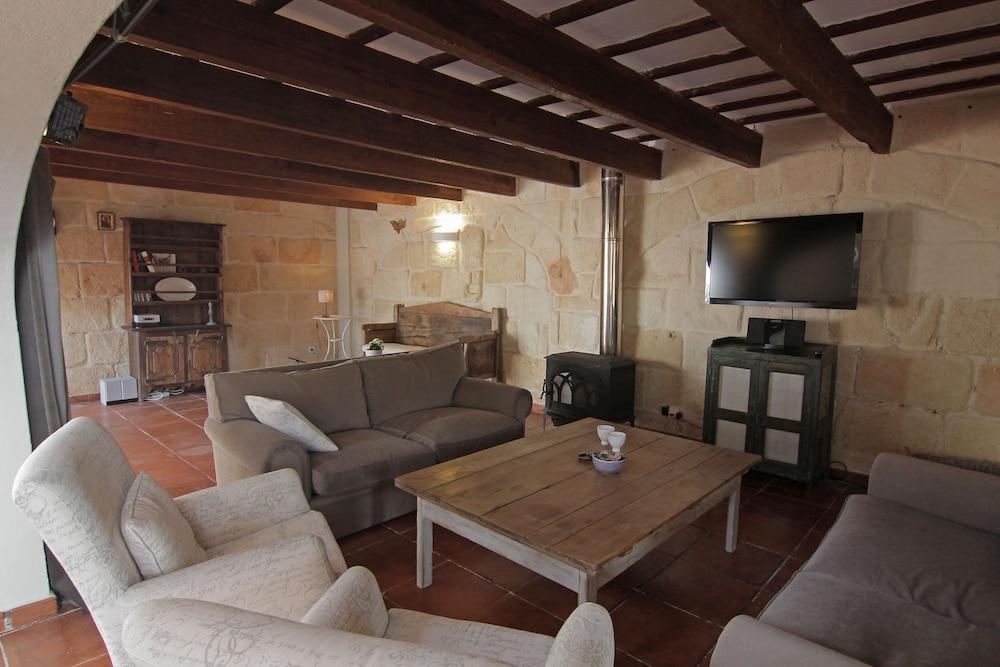 Coliving Add Livitum Hotel Ситадела Екстериор снимка