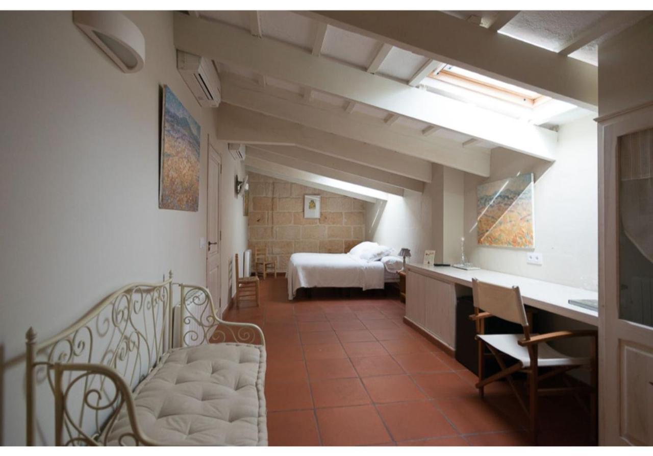 Coliving Add Livitum Hotel Ситадела Екстериор снимка